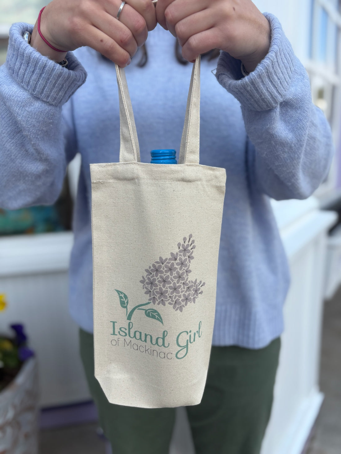 Lilac Island Girl Wine Bag