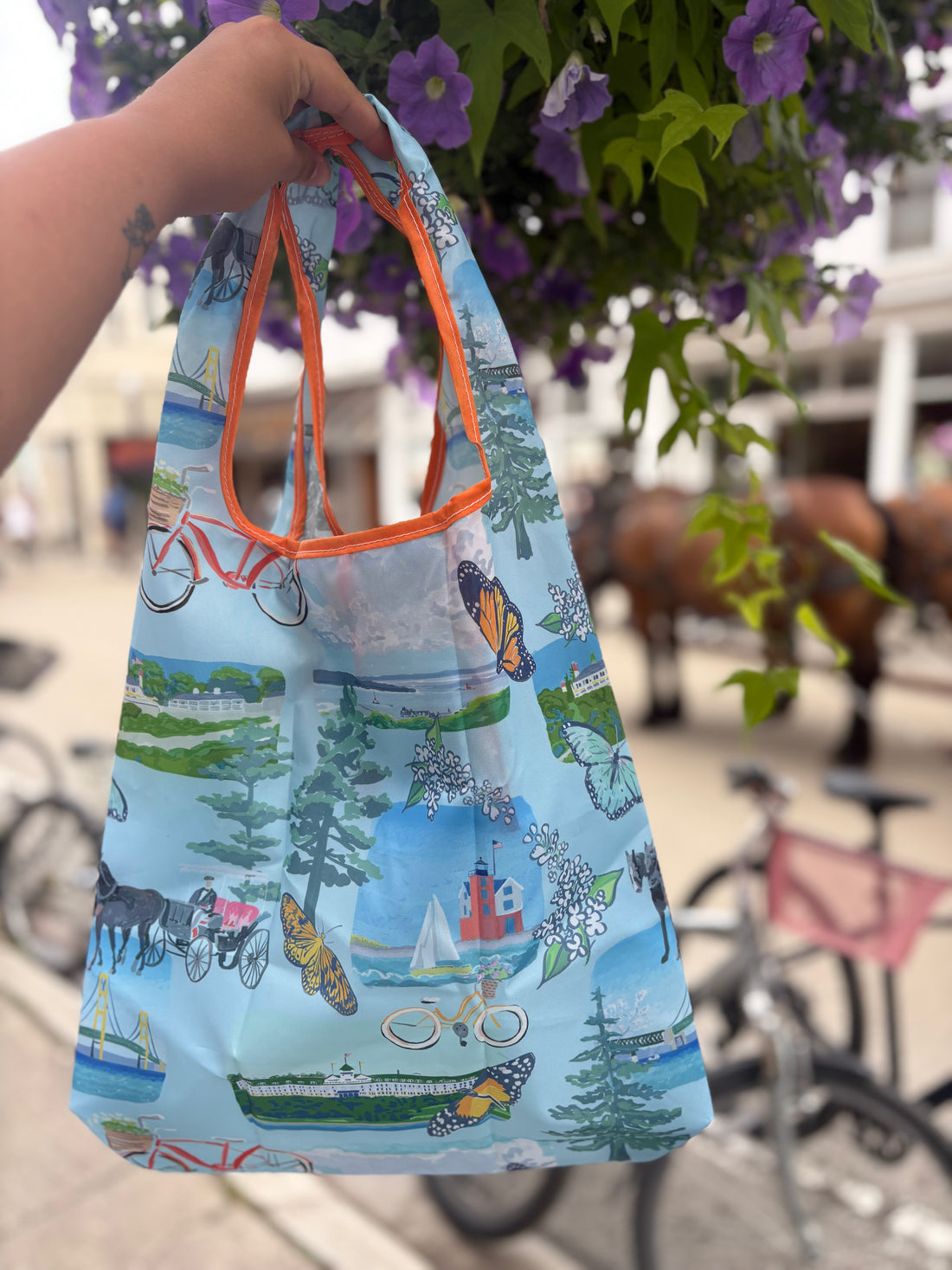Shopper | LL X Leland Gal