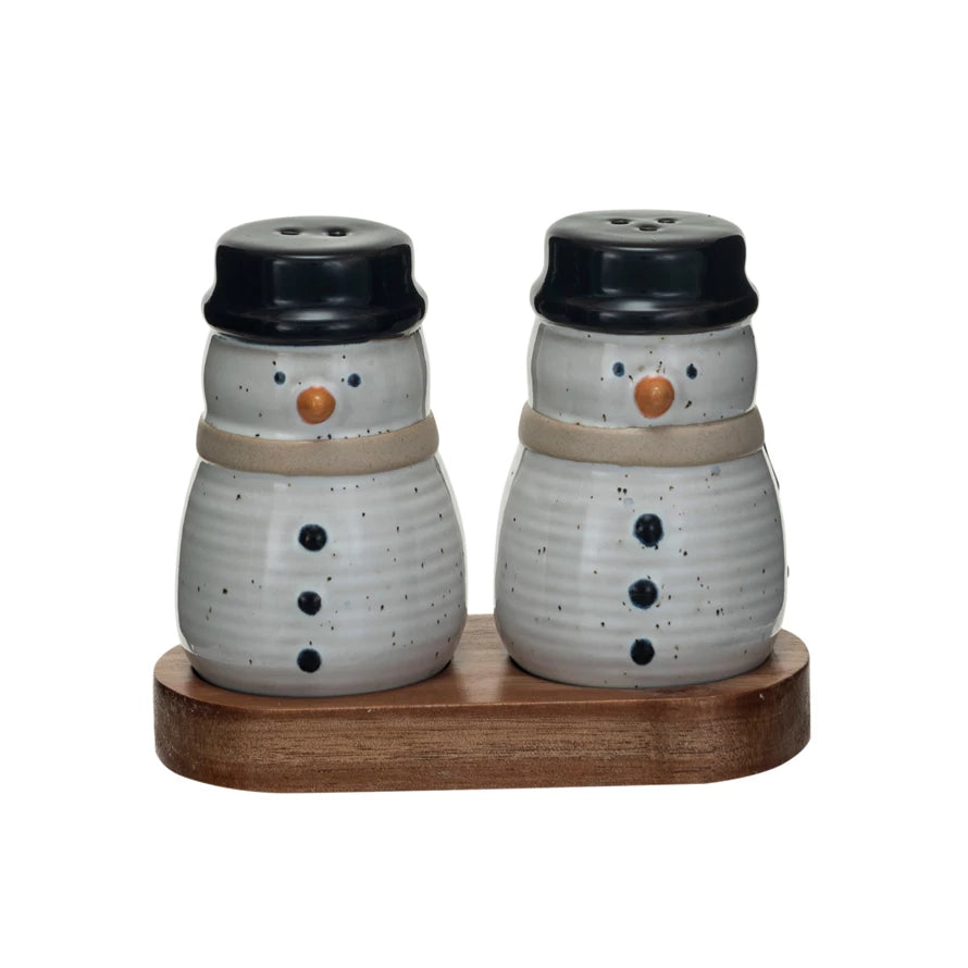Stoneware Snowmen Shaped Salt & Pepper Shakers w/ Acacia Wood Tray
